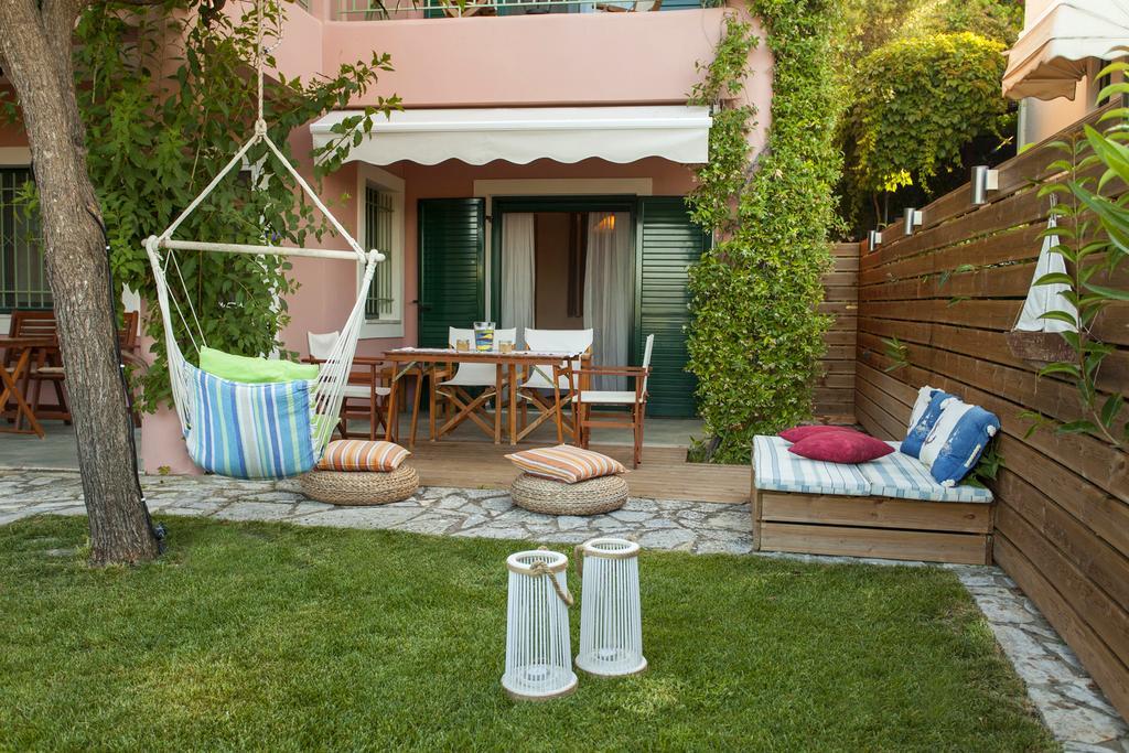 Apartment in Villa Rosebud Nikiana Bagian luar foto